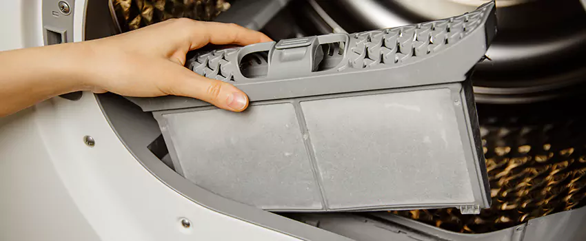 Signs Of A Clogged Dryer Lint Trap in Huntington, Virginia